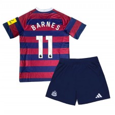 Newcastle United Harvey Barnes #11 Bortedraktsett Barn 2024-25 Kortermet (+ korte bukser)